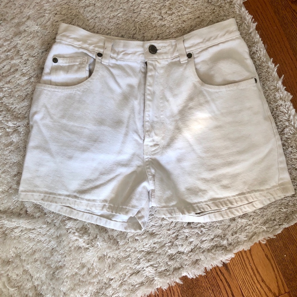 Vintage Club Monaco High-waisted Shorts